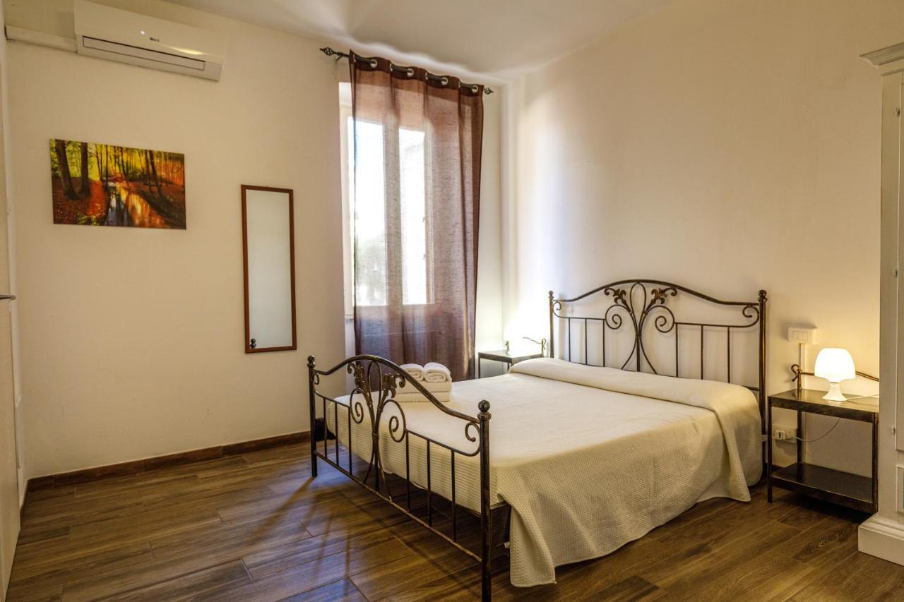 Onlyrooms I - Central & Quiet Area Cagliari Buitenkant foto